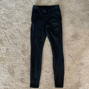 Athleta Salutation Tights with Zipper Side Pockets